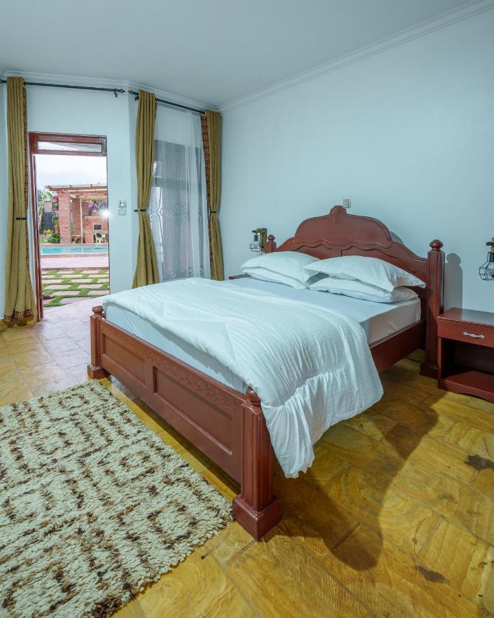 Sprunger Avenue - Tulia Homes モシ エクステリア 写真