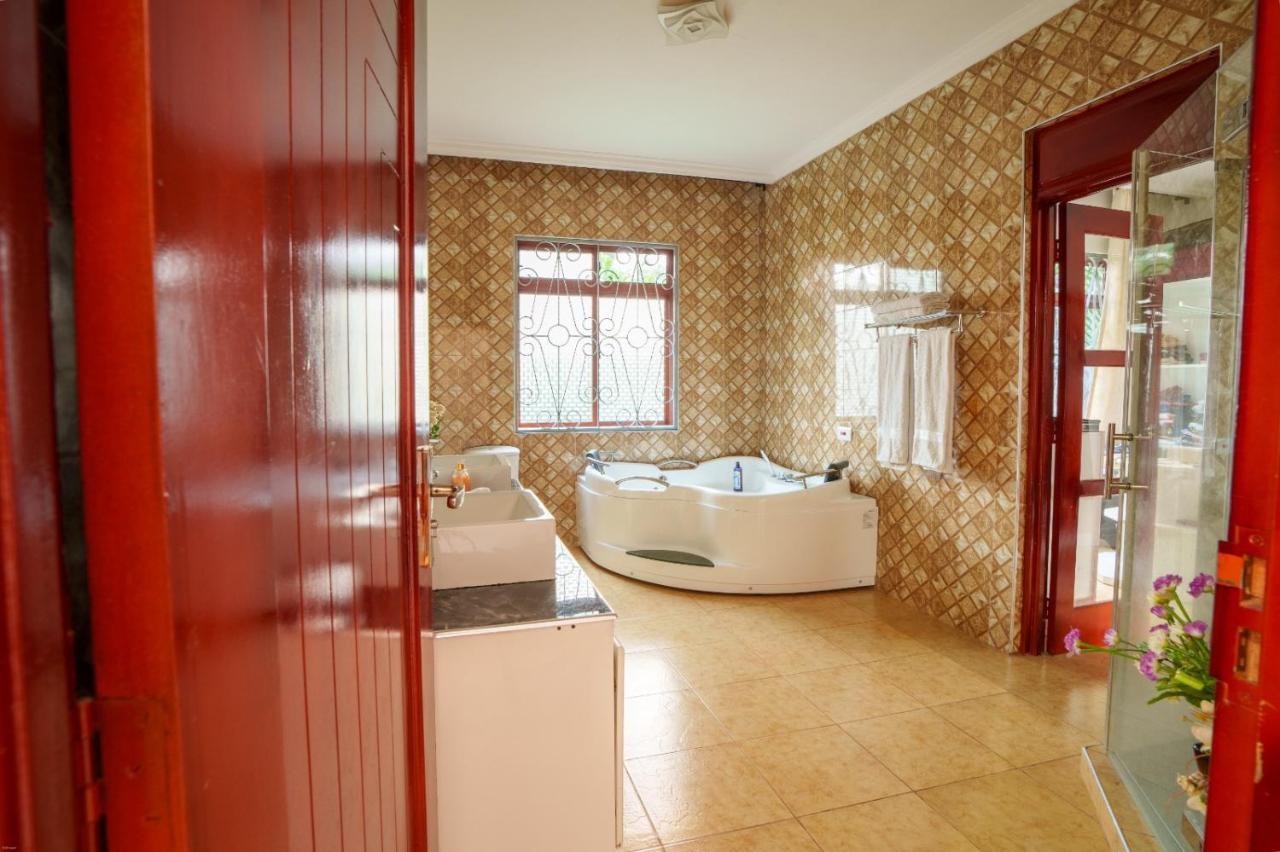 Sprunger Avenue - Tulia Homes モシ エクステリア 写真